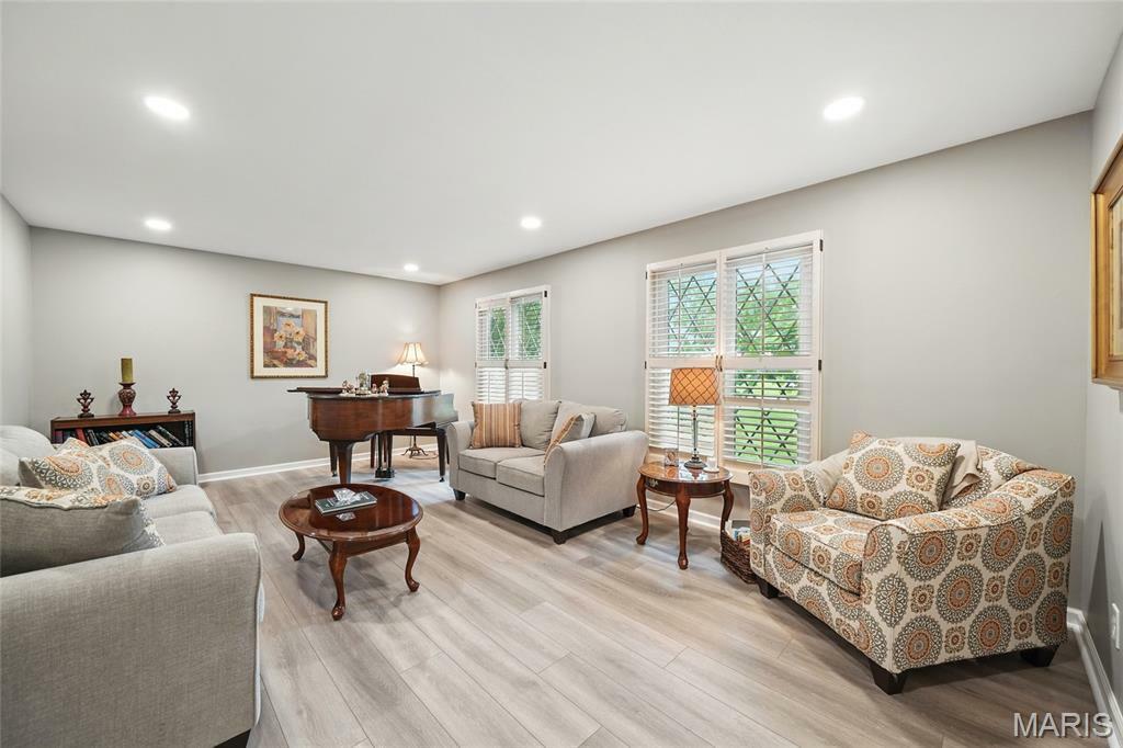 Property Photo:  15900 Woodlet Way Court  MO 63017 