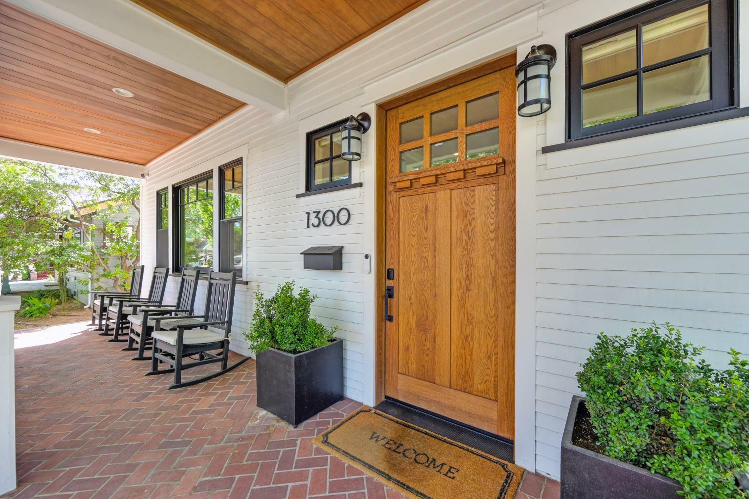 Property Photo: 1300 35th Street CA 95816