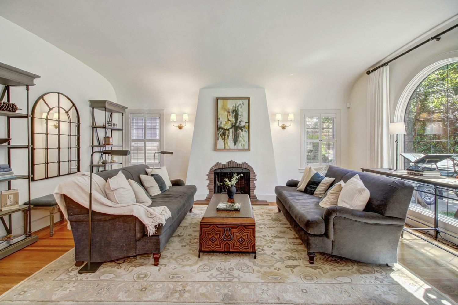 Property Photo: 825 45th Street CA 95819