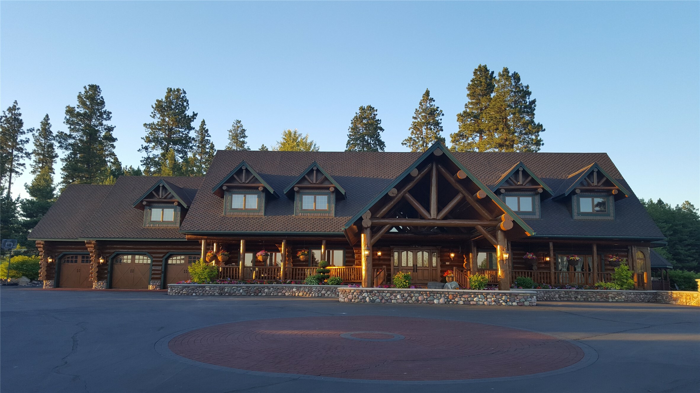 Property Photo: 1187 Hodgson Road MT 59912