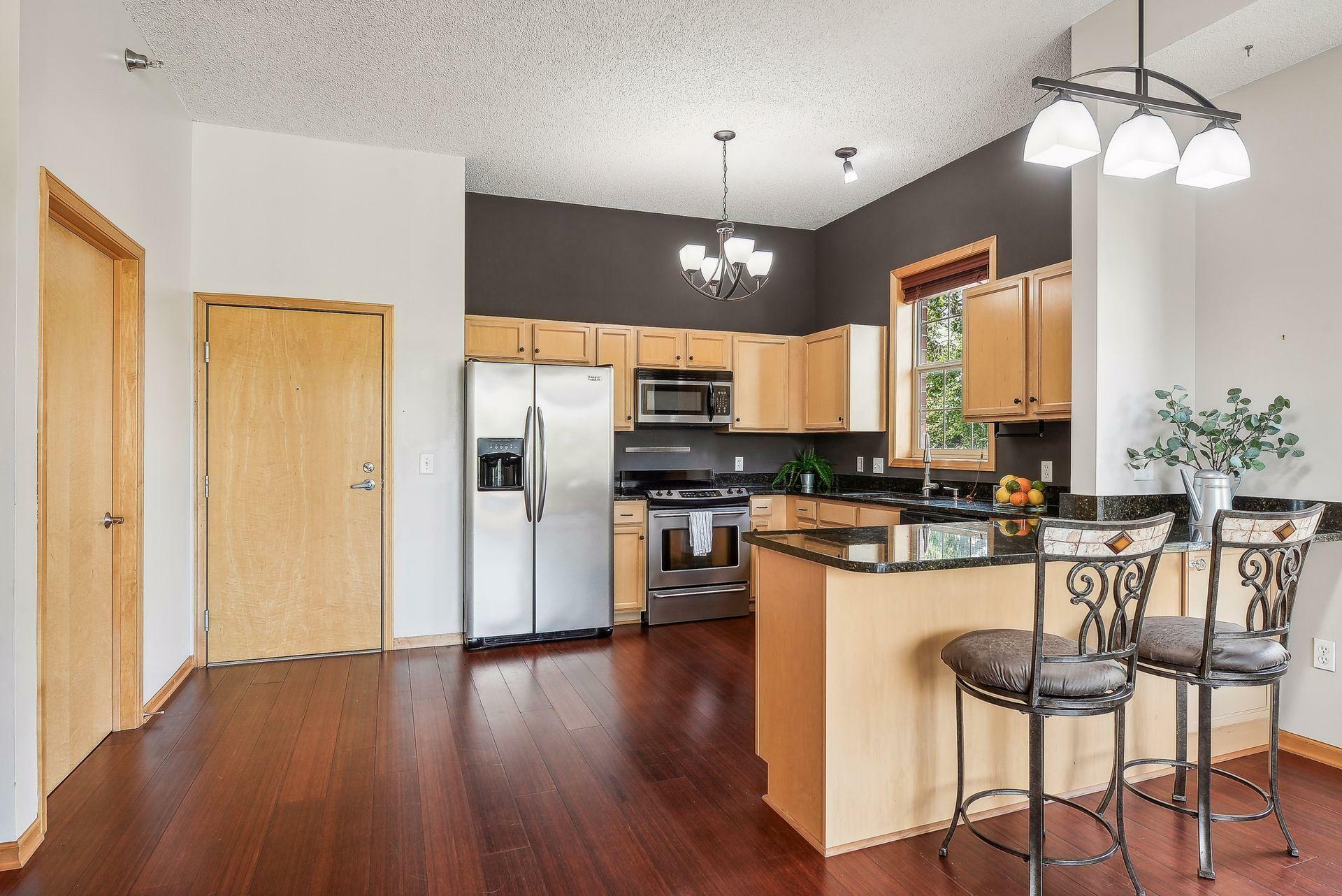 Property Photo: 3310 Nicollet Avenue 302 MN 55408