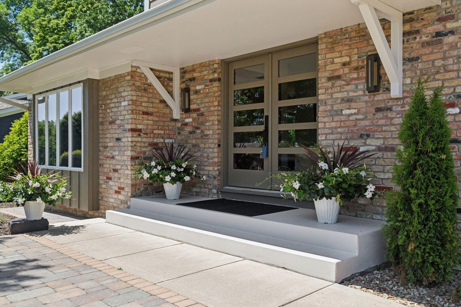 Property Photo:  7000 Lanham Lane  MN 55439 