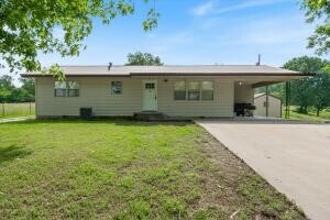 Property Photo: 206 Trailwood Road MO 64831