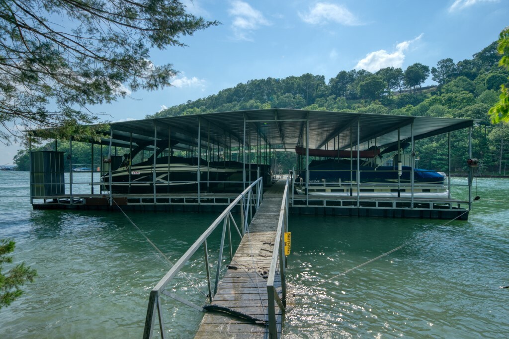 Property Photo: 122 Hillcrest Road AR 72631