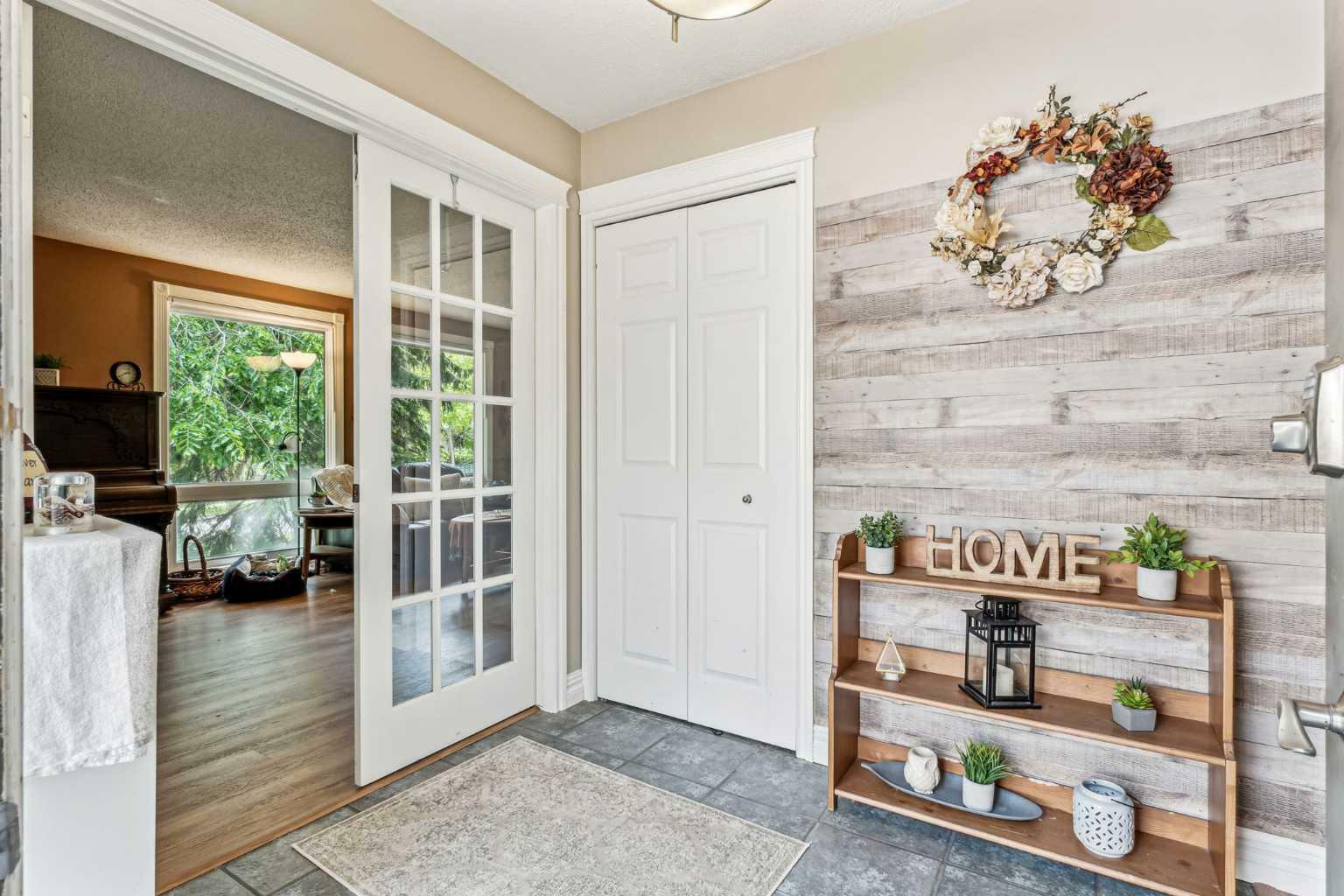 Property Photo: 220 72 Avenue NE AB T2K 0N9