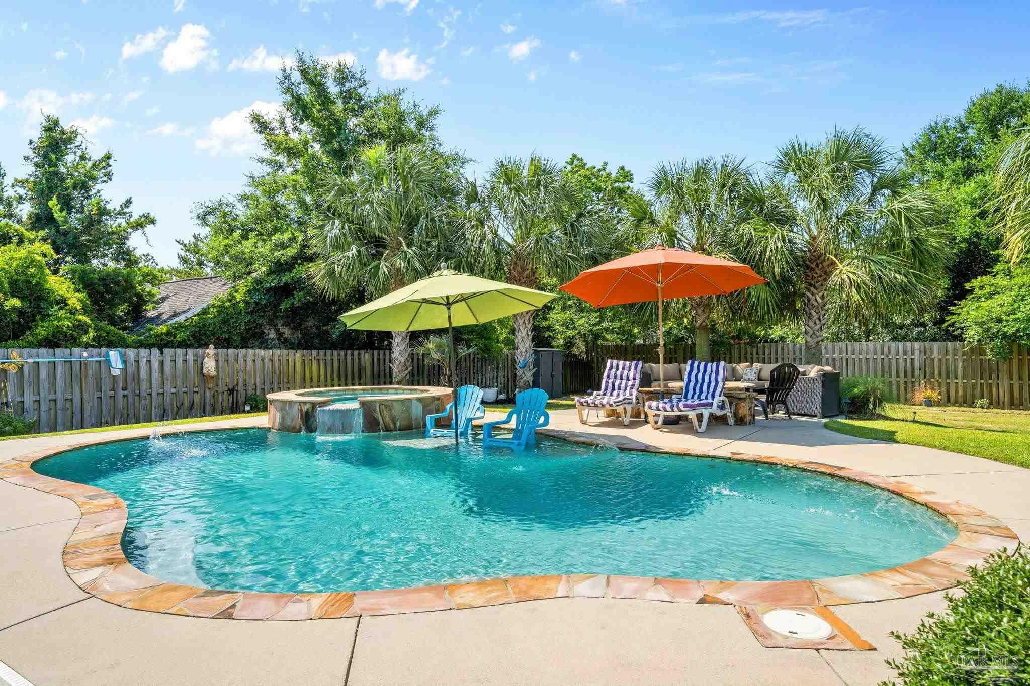 Property Photo: 4295 Graceful Ct FL 32563