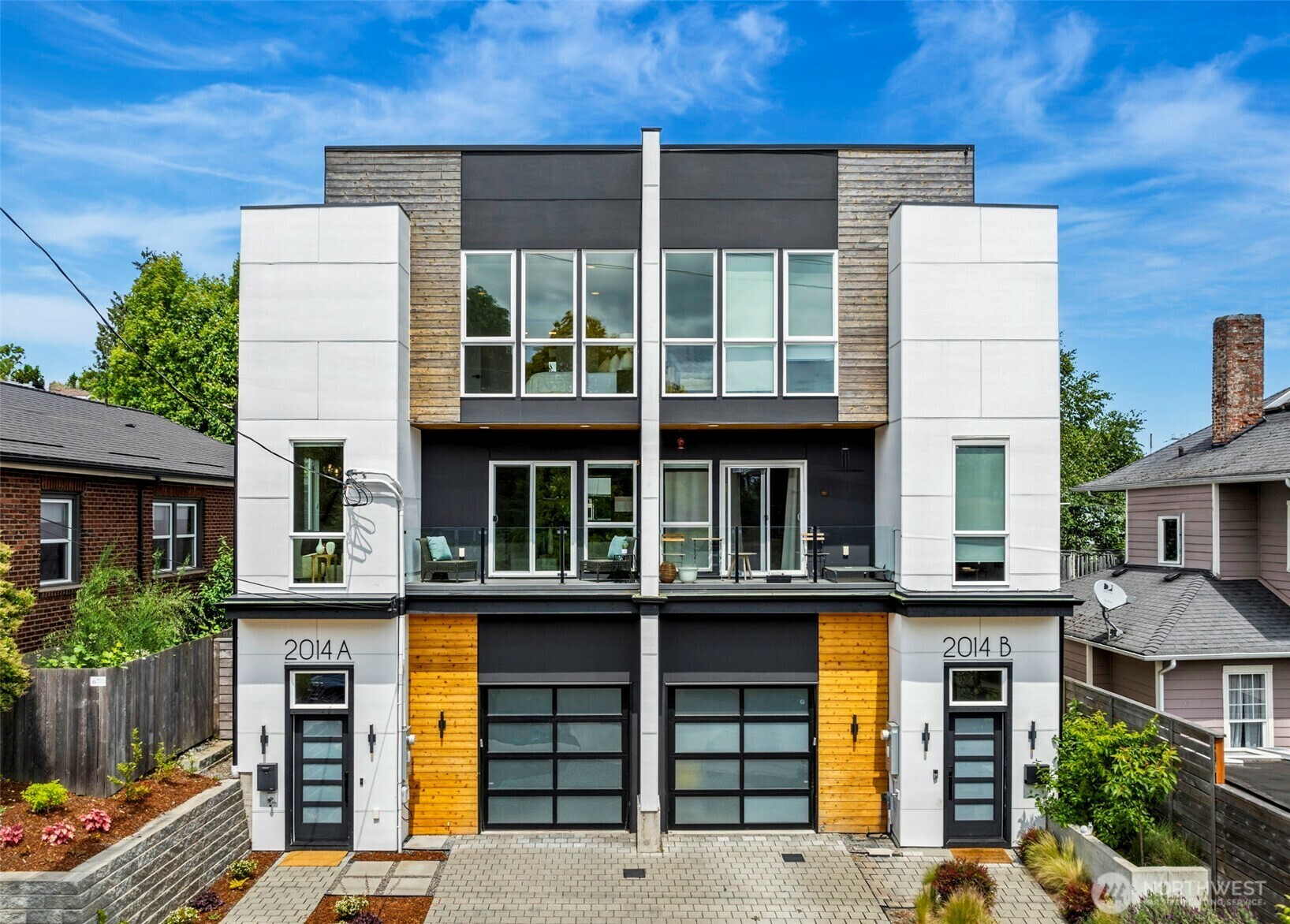 Property Photo: 2014 E Pine Street A WA 98122