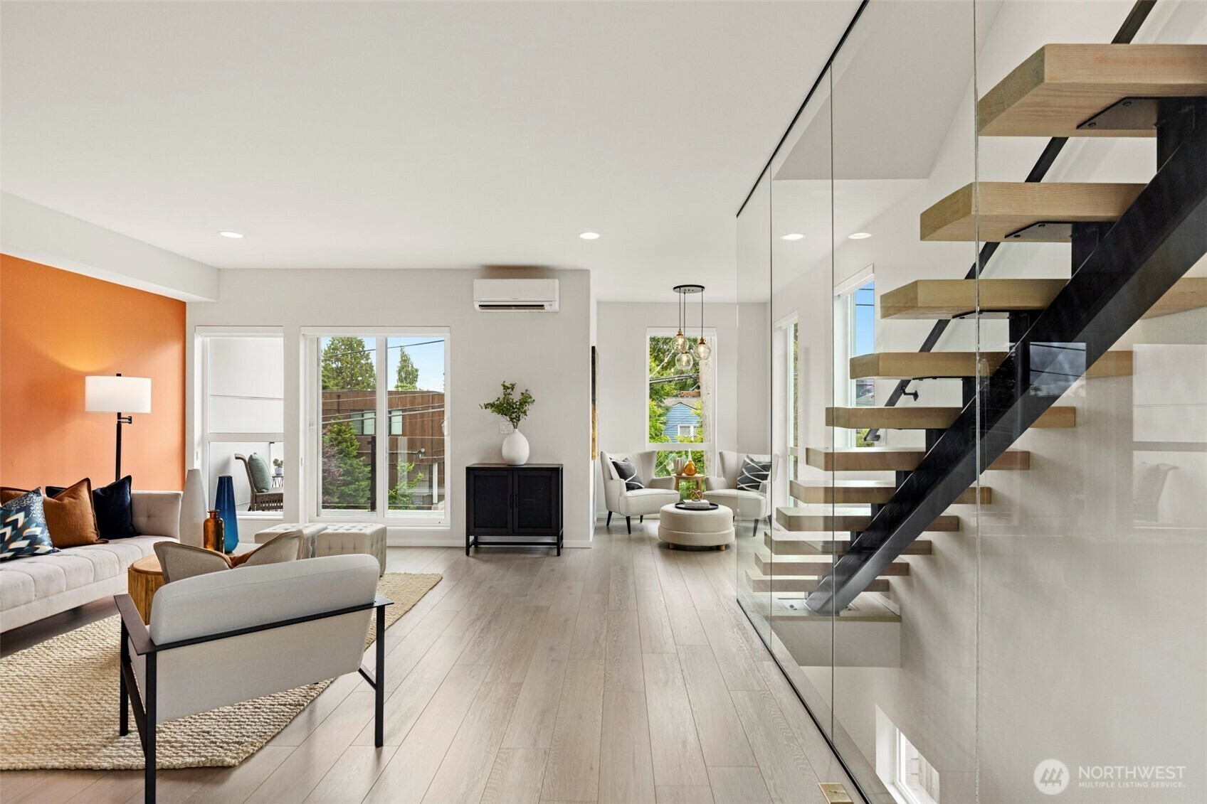Property Photo:  2014 E Pine Street A  WA 98122 