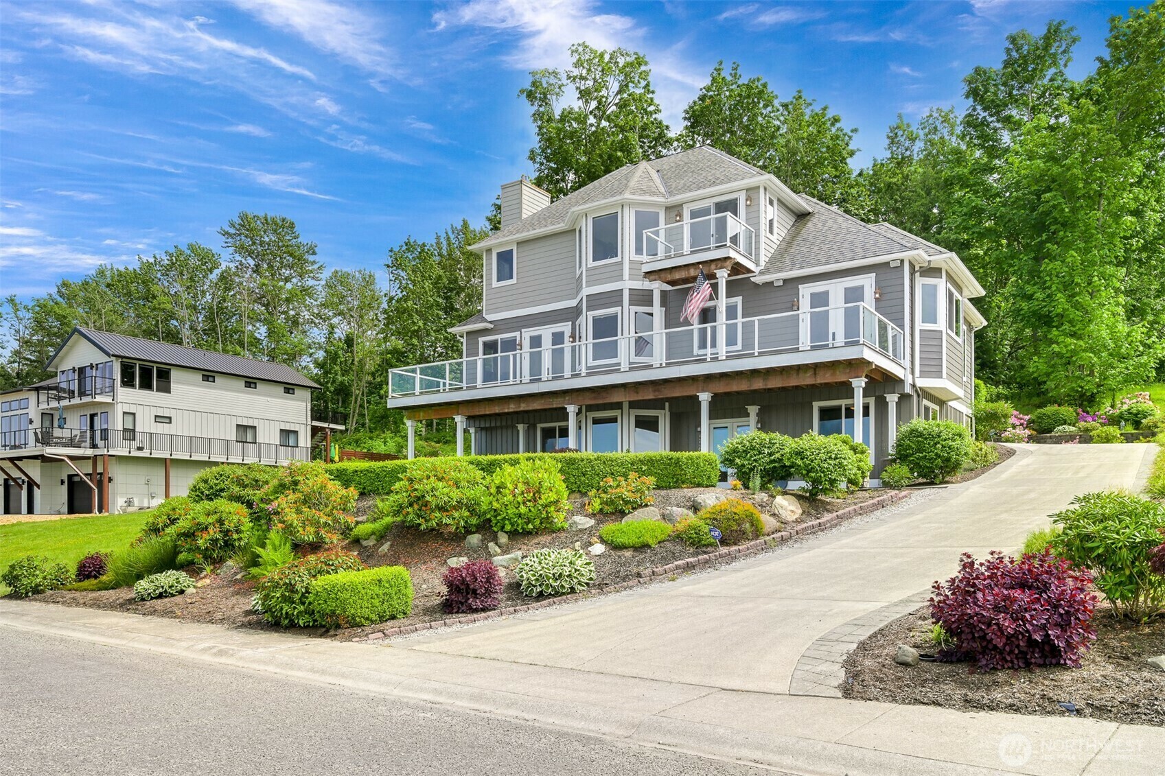 Property Photo: 5565 Whitehorn Way WA 98230