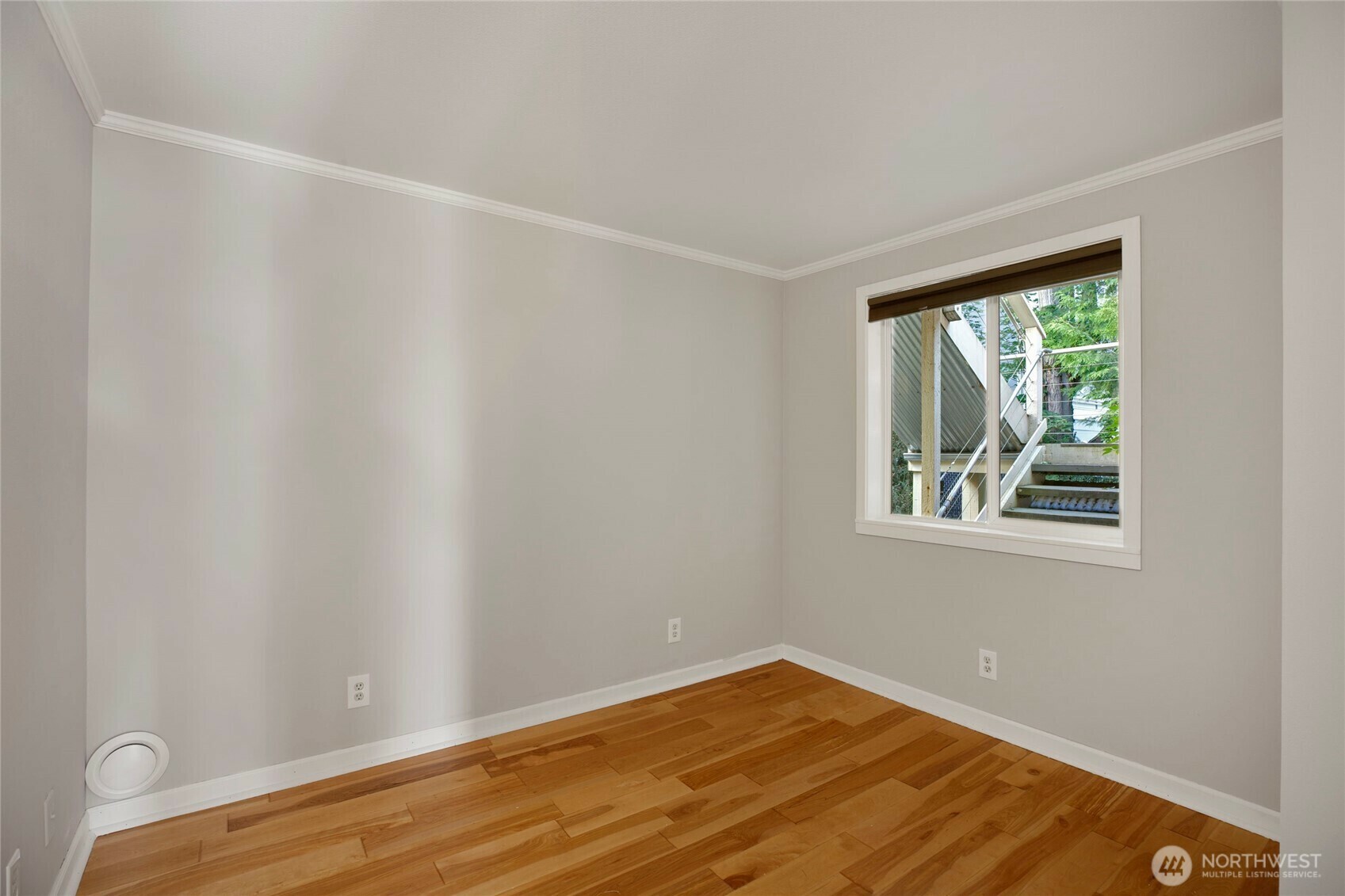 Property Photo: 2400 E Howell Street G WA 98122