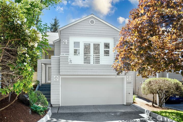 Property Photo: 11229 NE 106th Place WA 98033