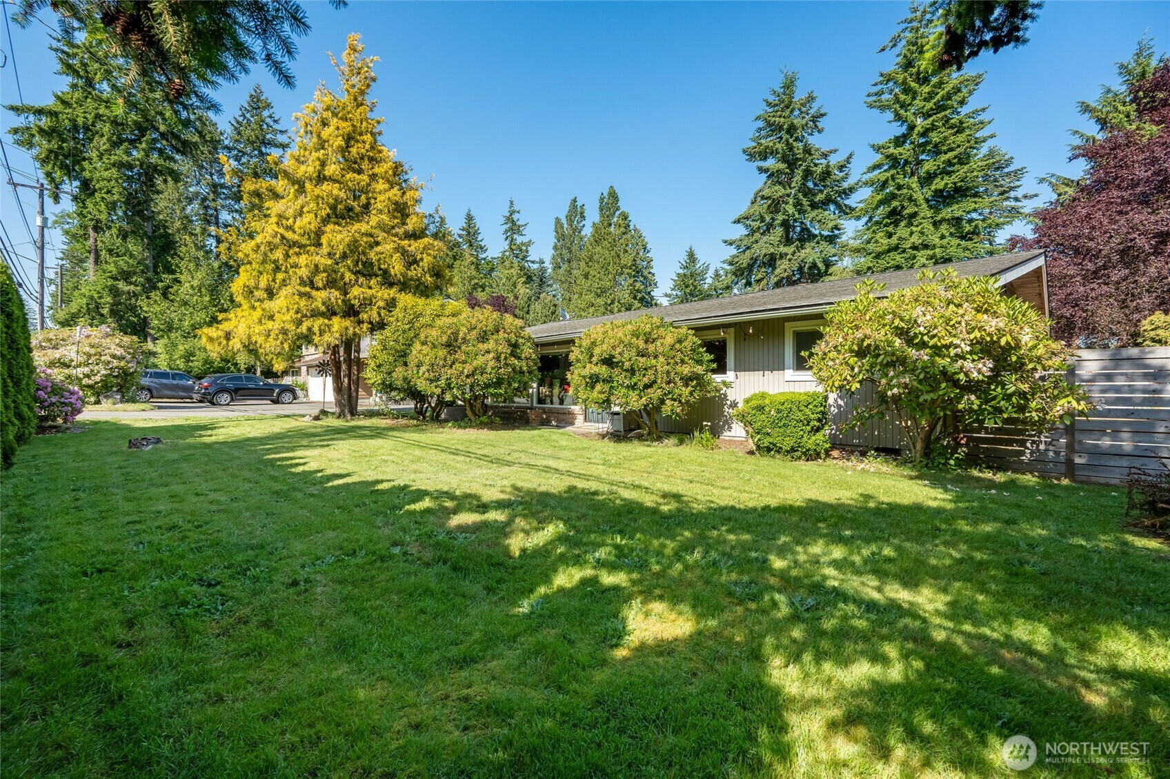 Property Photo: 18008 Ashworth Avenue N WA 98133