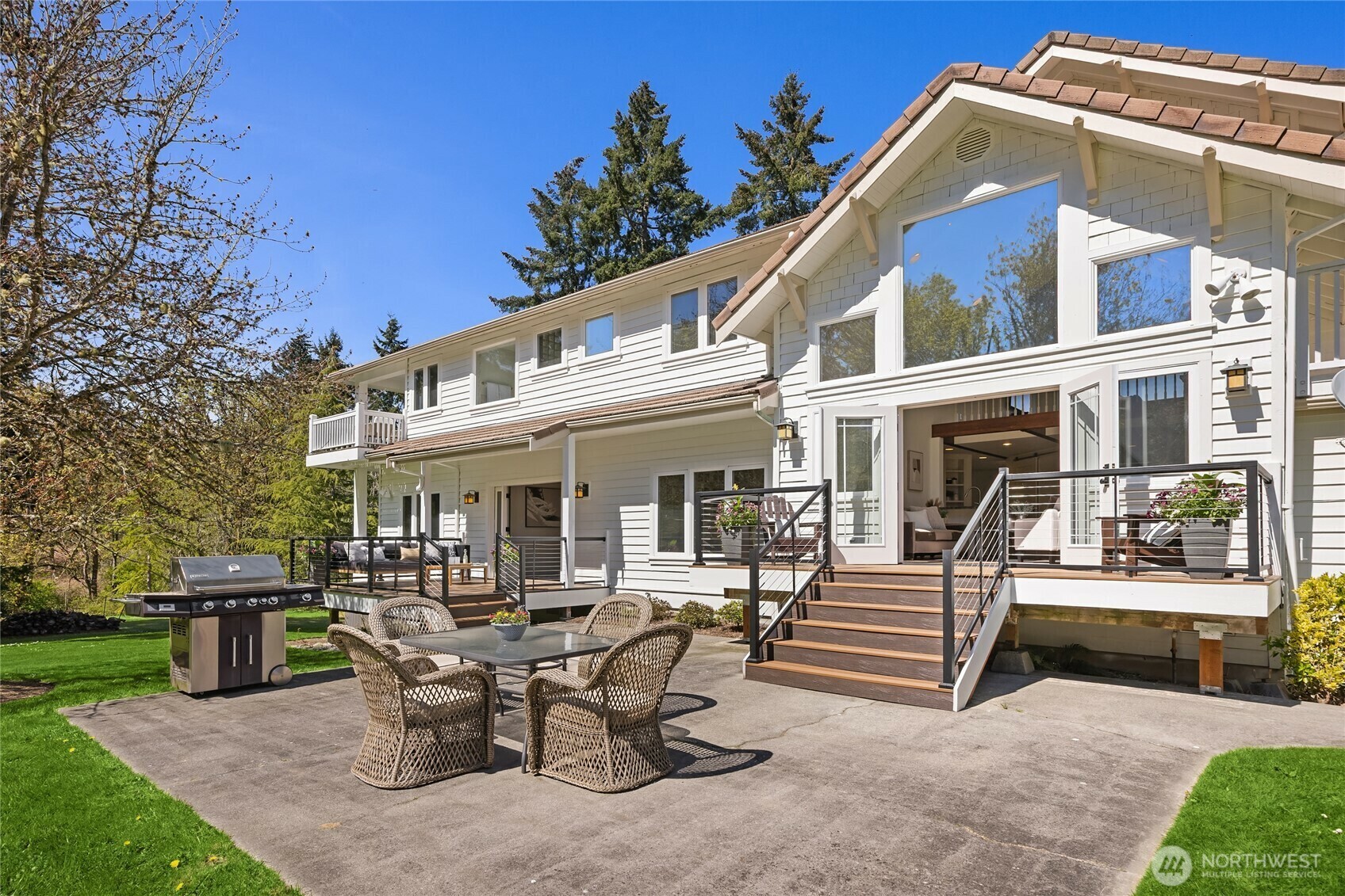 Property Photo: 10117 NE Kitsap Street WA 98110