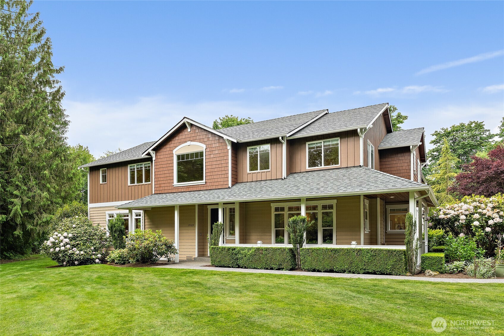 Property Photo: 19109 173rd Avenue NE WA 98072