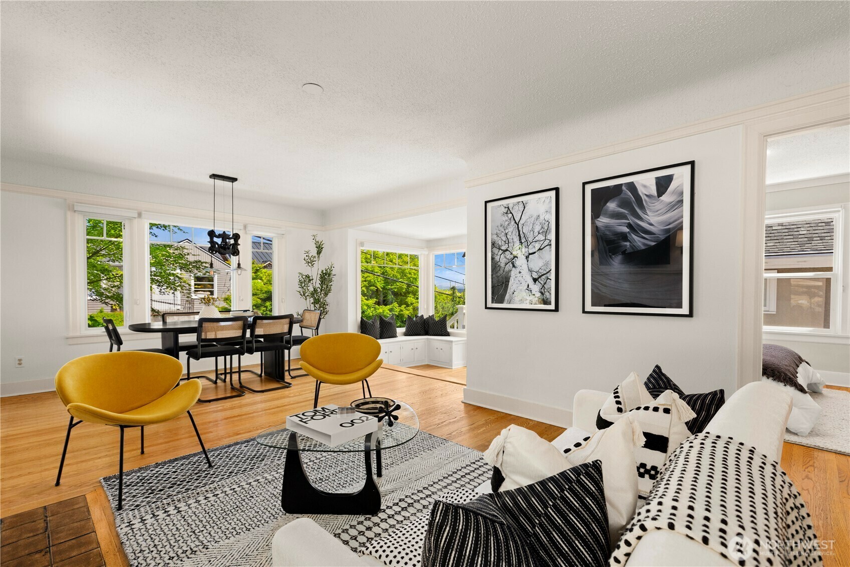 Property Photo: 3617 E Cherry Street WA 98122