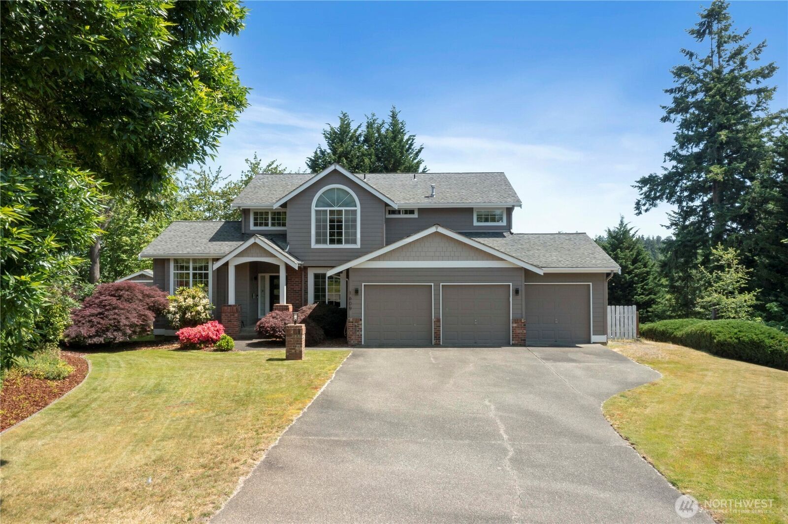 Property Photo:  1609  24th Street Pl SE  WA 98372 