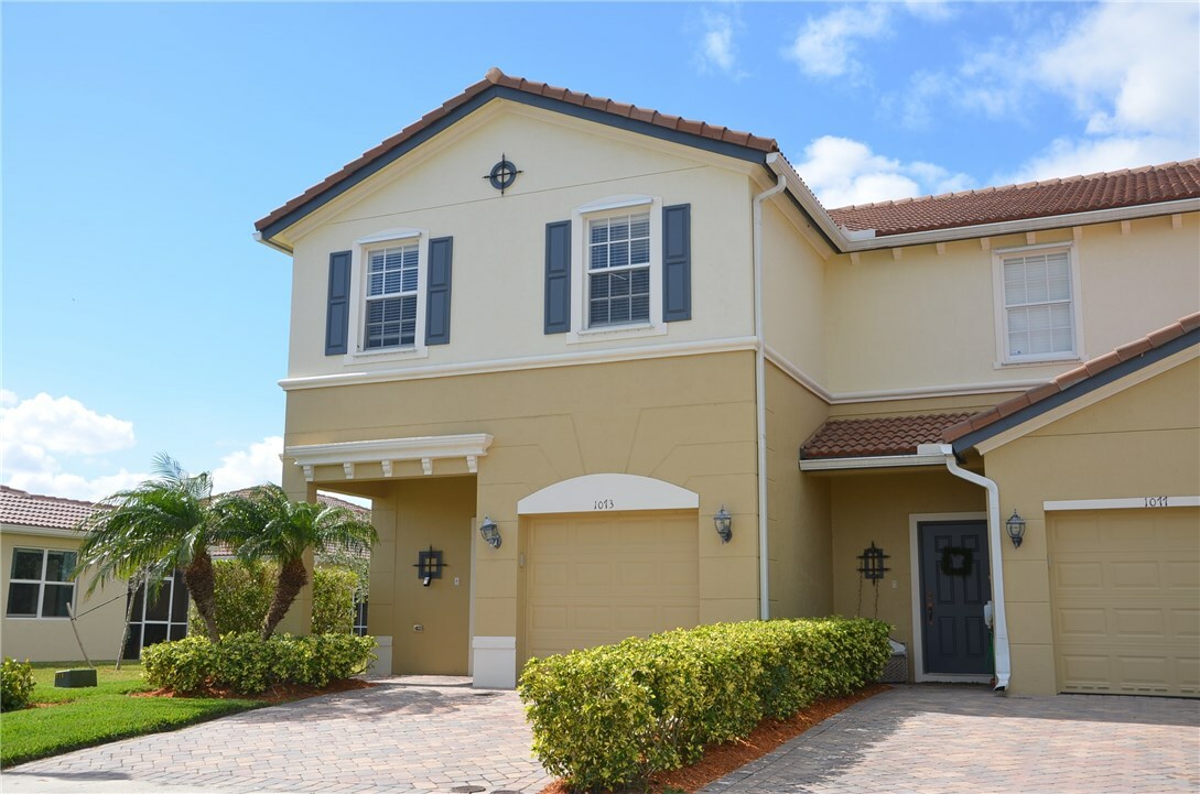 Property Photo: 1073 Cheval Drive FL 32960