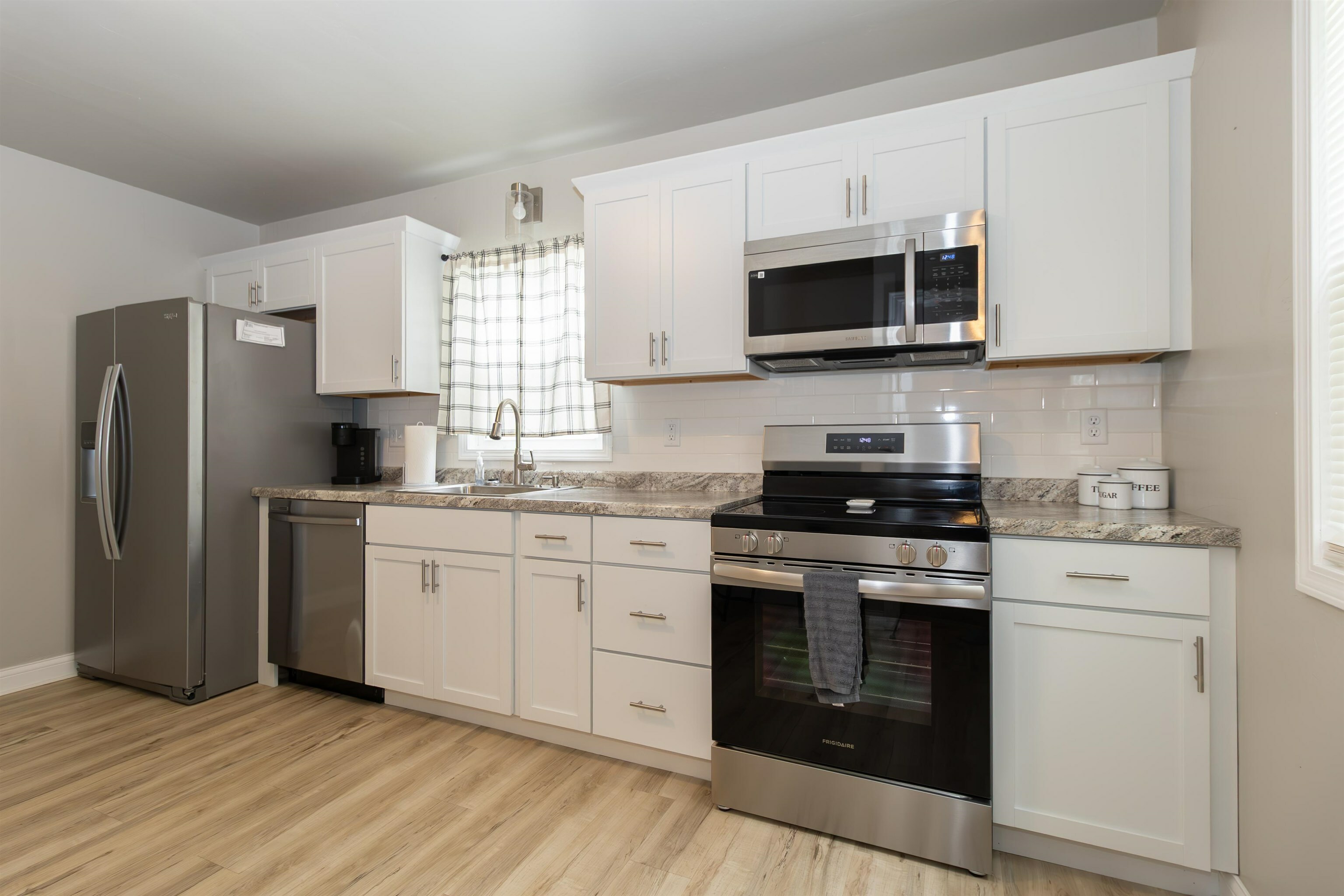Property Photo: 1614 N Richmond Street WI 54911