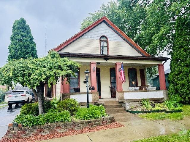 105 E Seminary  Liberty IN 47353 photo