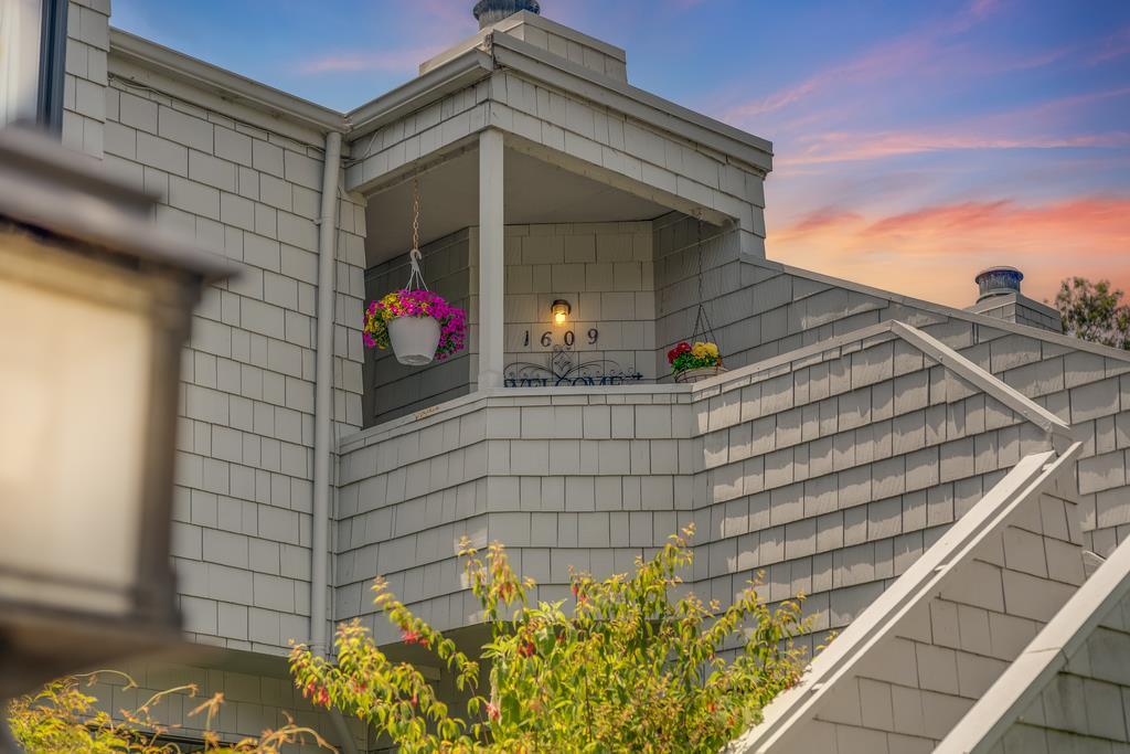 1609 Taylor Lane  Santa Cruz CA 95062 photo