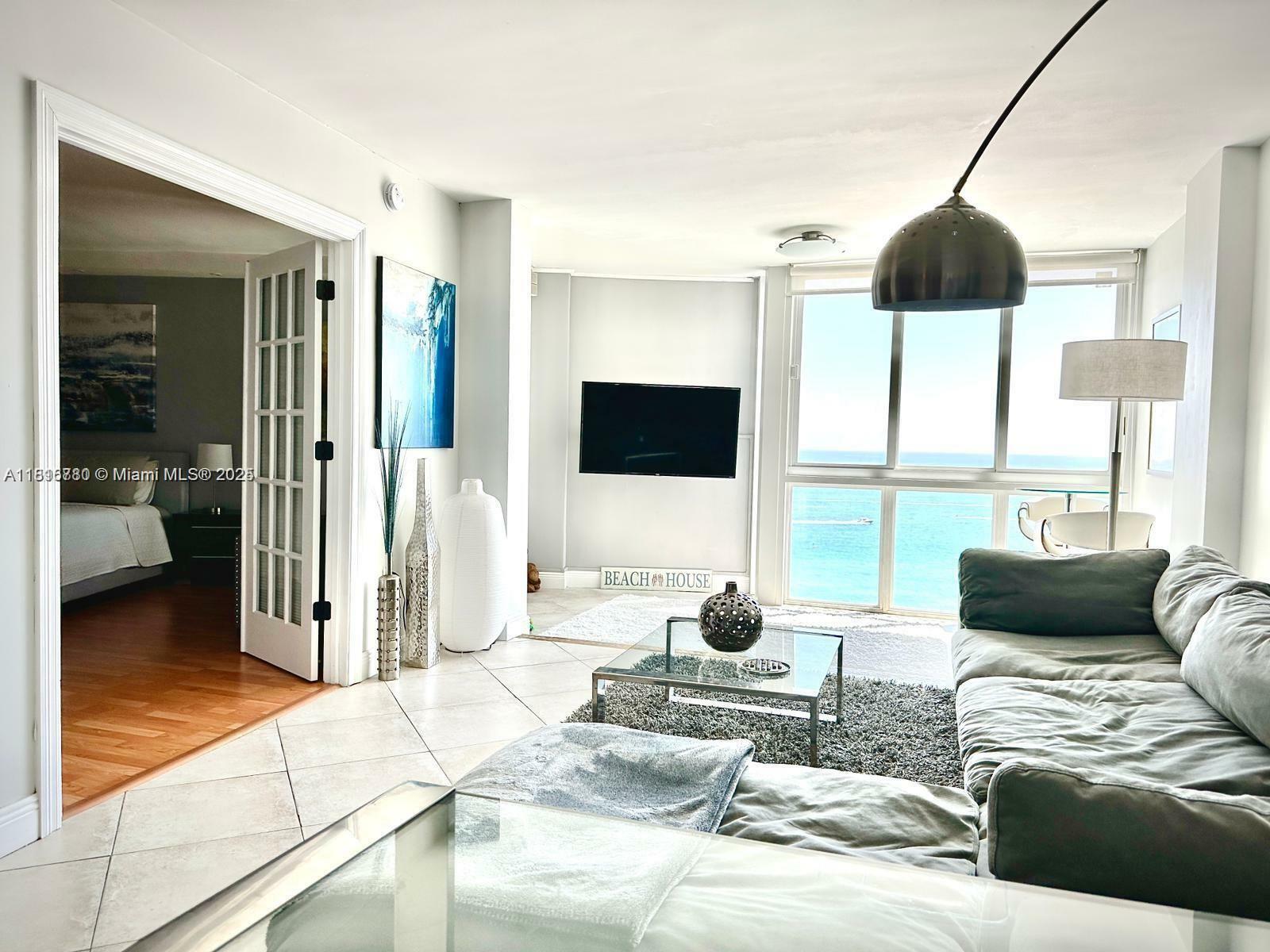Property Photo: 5401 Collins Ave 1226 FL 33140
