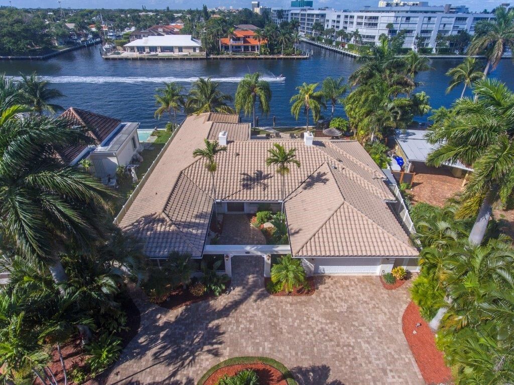 Property Photo:  2501 S Ocean Dr 820  FL 33019 