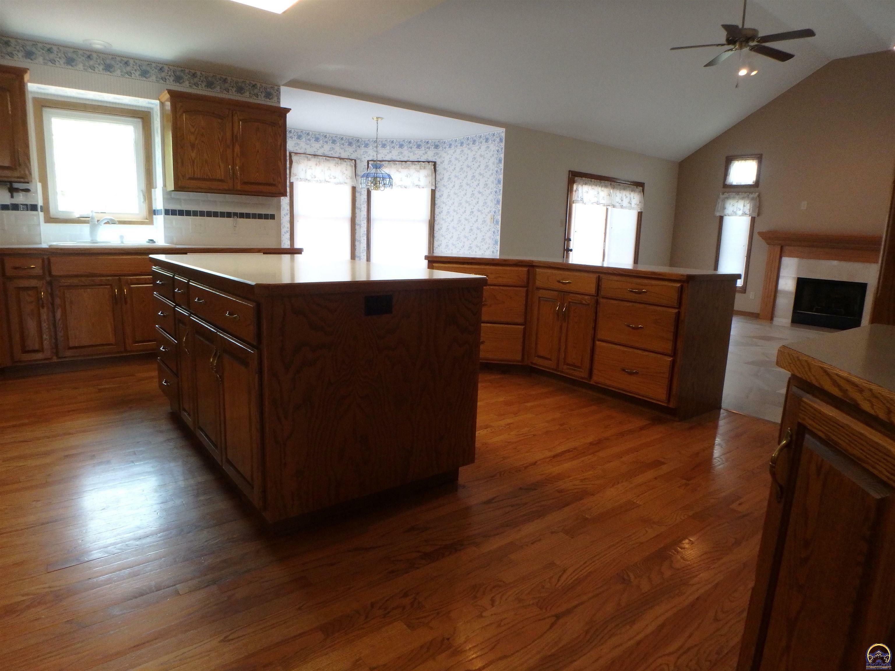 Property Photo:  7141 SW Lancelot Ln  KS 66610 