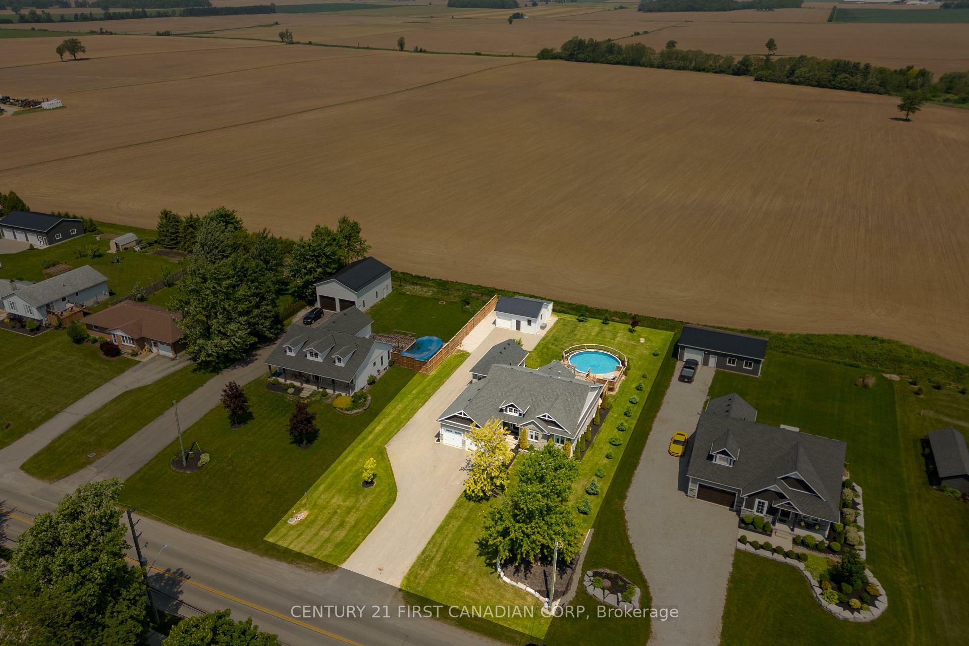 Photo de la propriété:  51000 Ron McNeil Line  ON N0L 2J0 