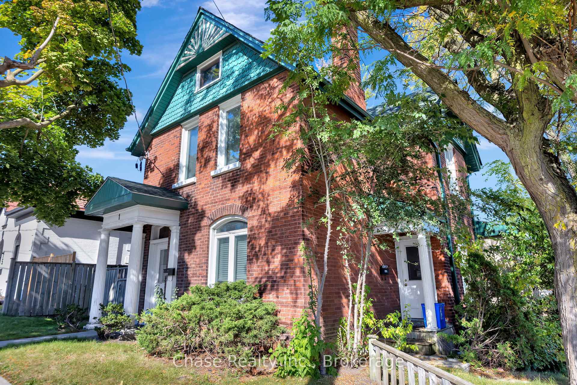 Property Photo: 1 Terrace Hill Street ON N3R 1E8