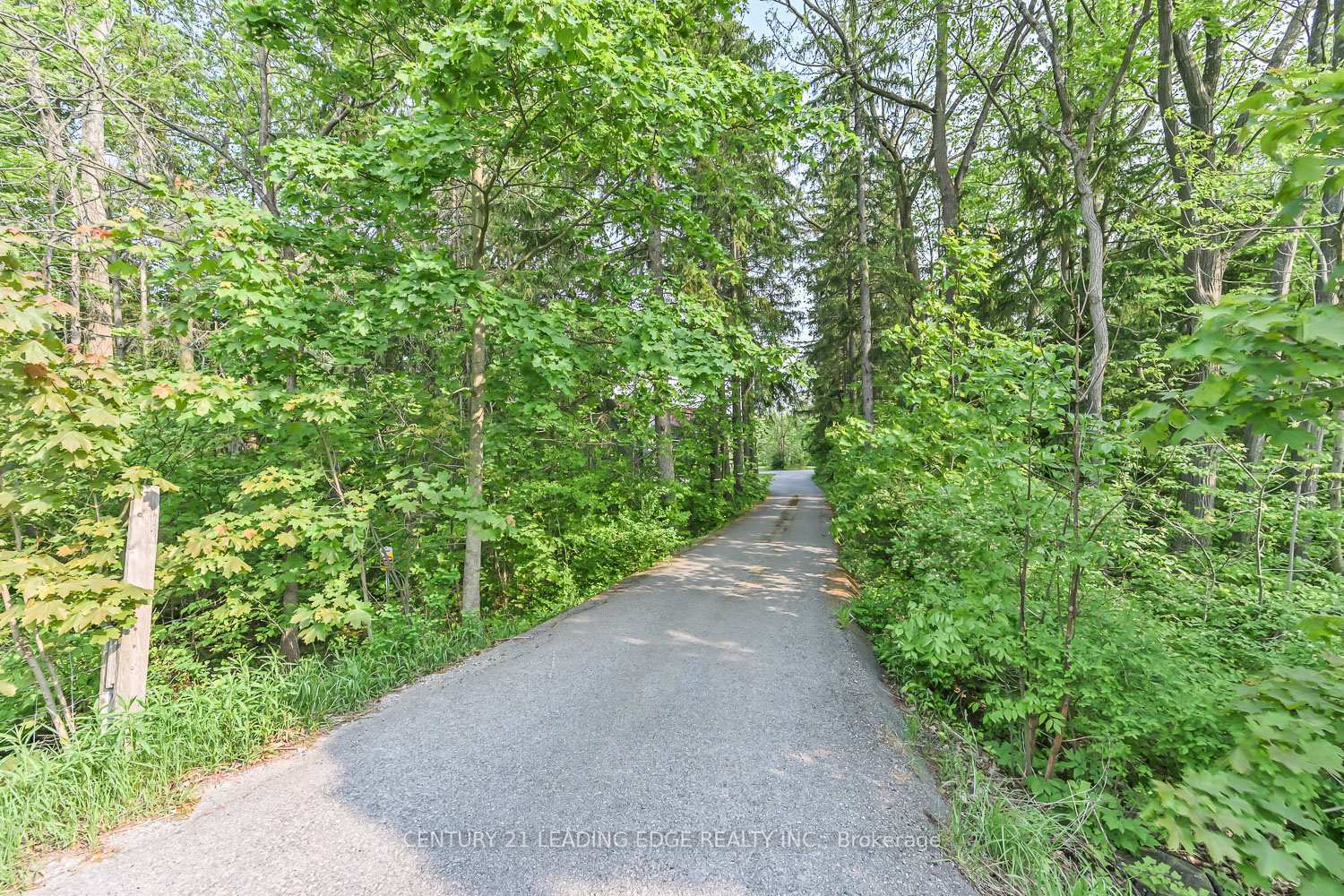 Property Photo: 5845 Aurora Road ON L4A 7X4