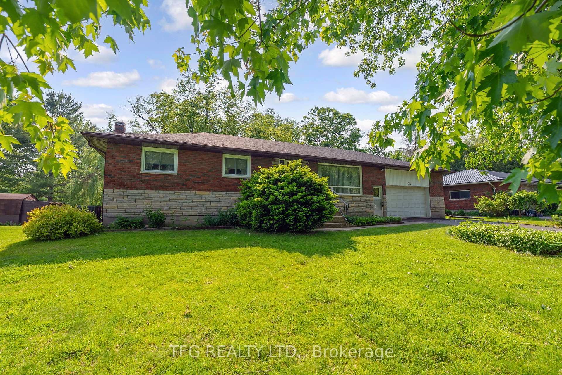 Property Photo:  73 Cameron Street  ON K0K 2M0 