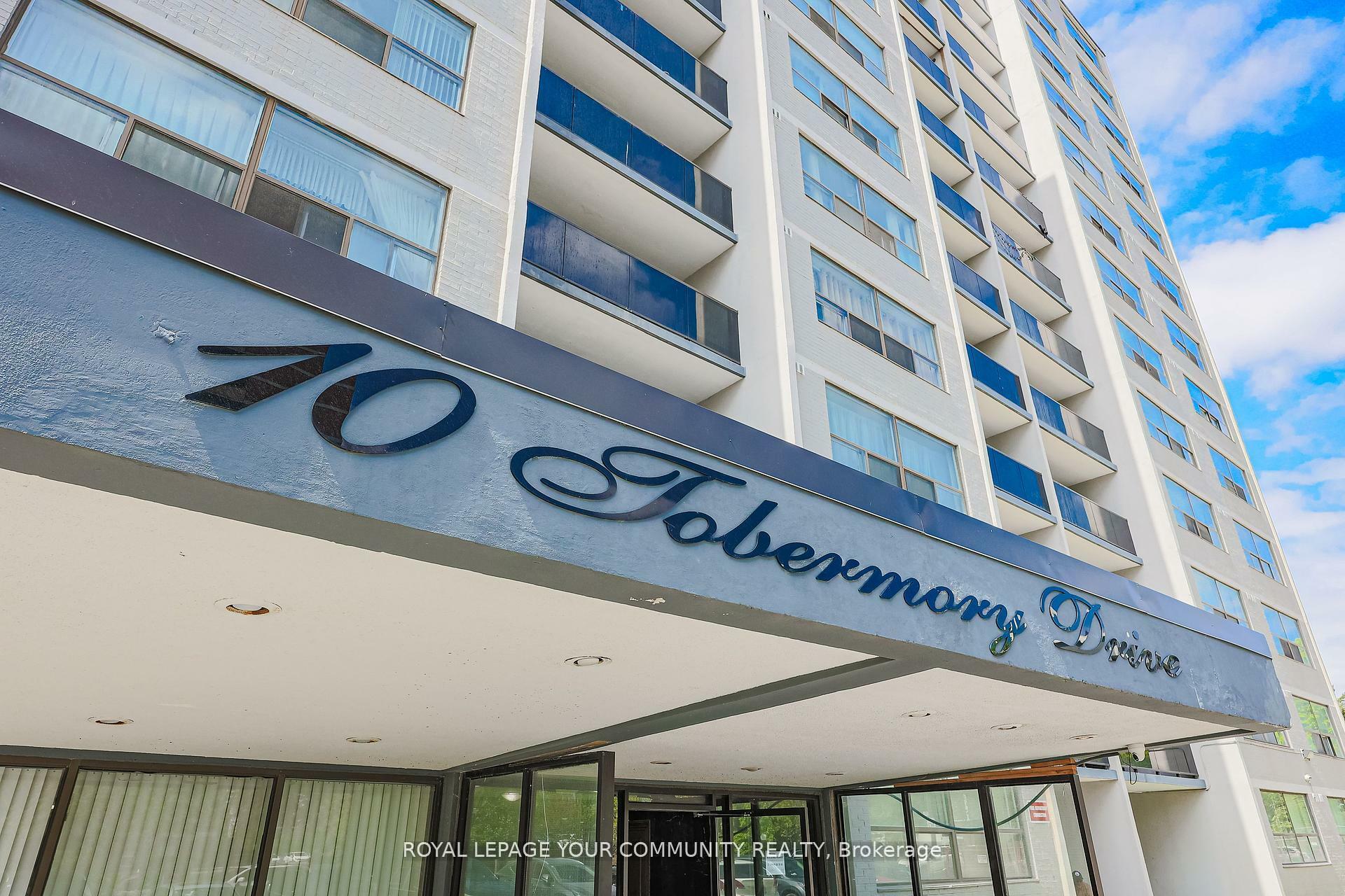 Property Photo: 10 Tobermory Drive 1011 ON M3N 2Y5