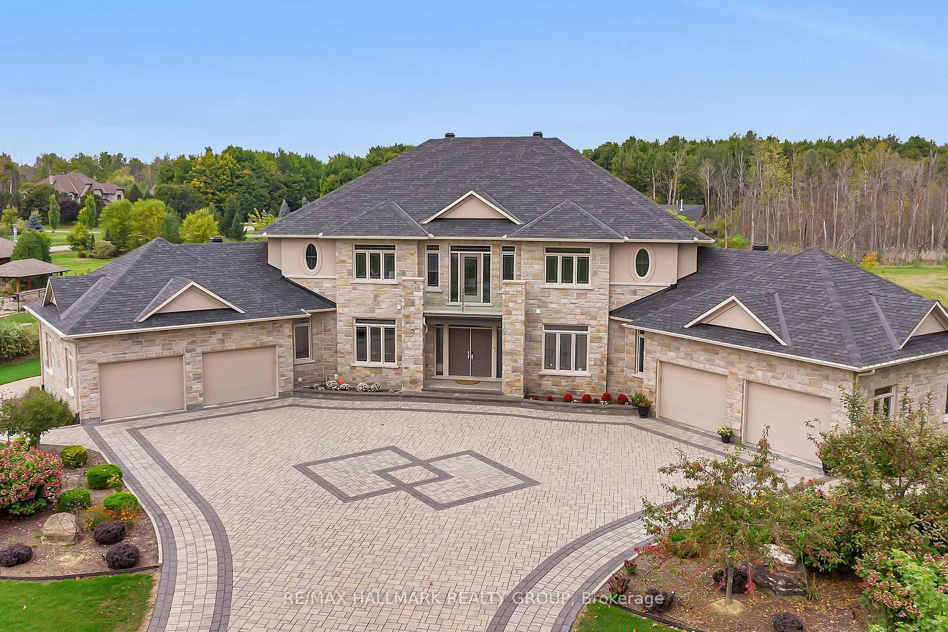 Property Photo: 5813 Red Castle Ridge ON K4M 0A4