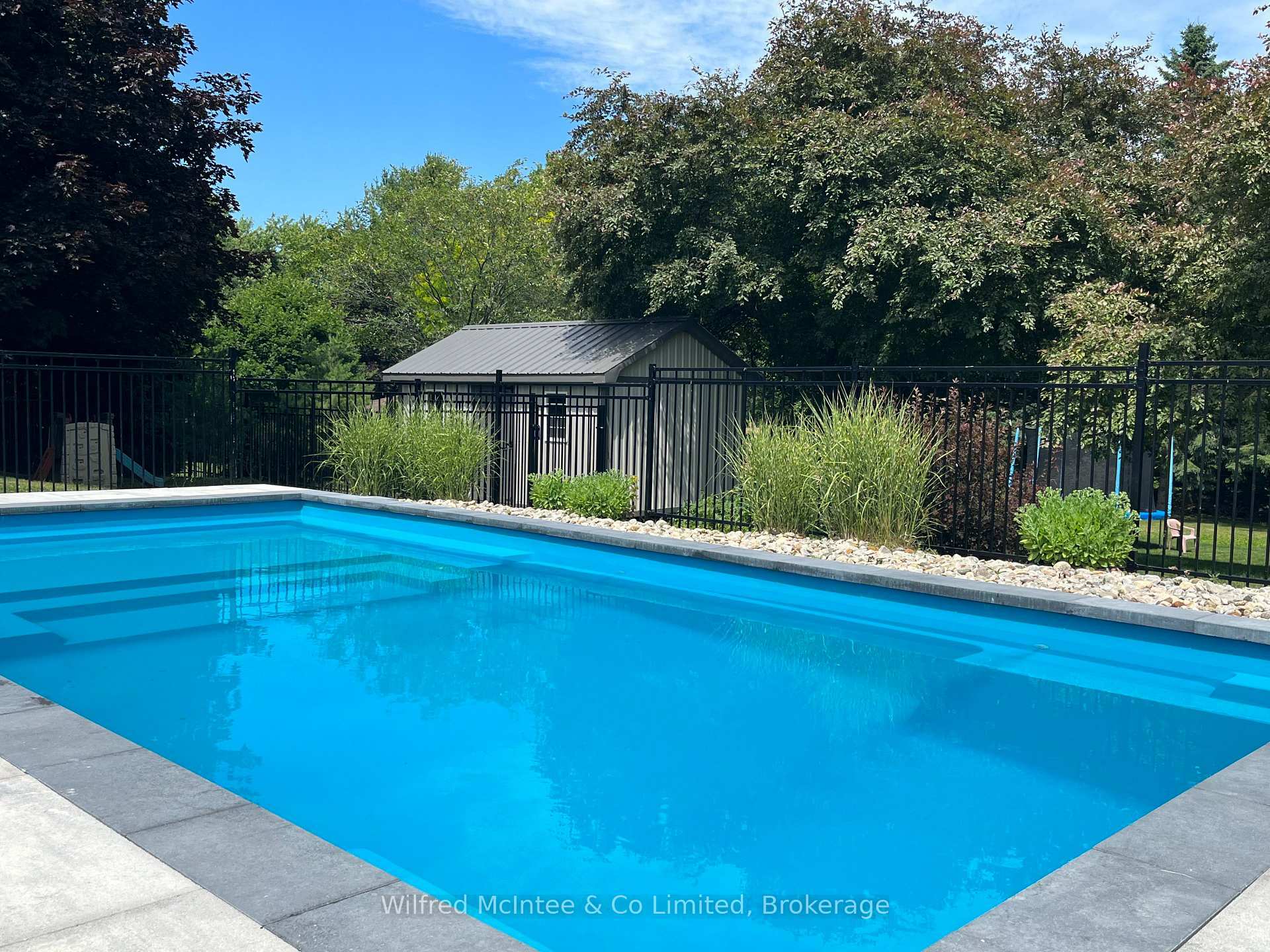 Property Photo: 22 Geeson Avenue ON N0G 2V0
