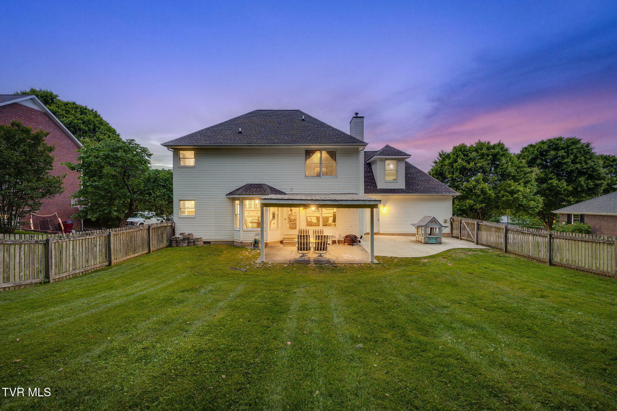 Property Photo: 3424 Berkshire Circle TN 37604
