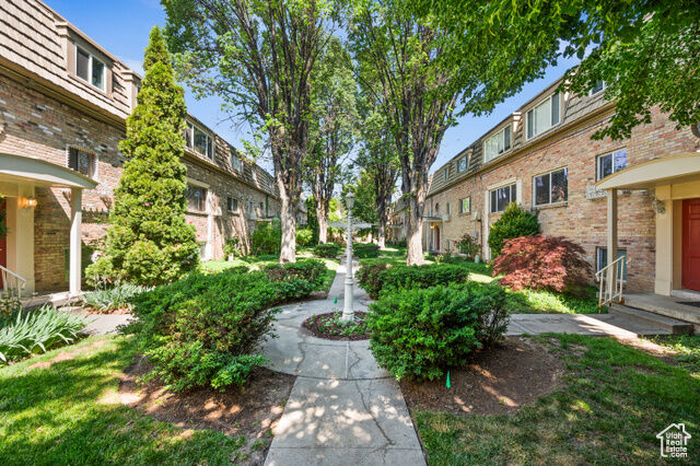 Property Photo:  2220 E Murray Holladay Rd 184  UT 84117 