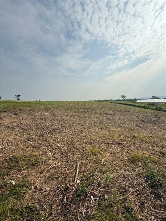 Property Photo: 0 Kingview Rd PA 15683