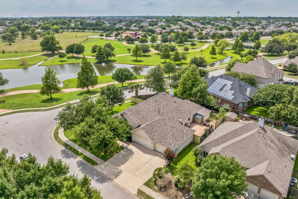 Property Photo: 20700 Windmill Ridge Street TX 78660