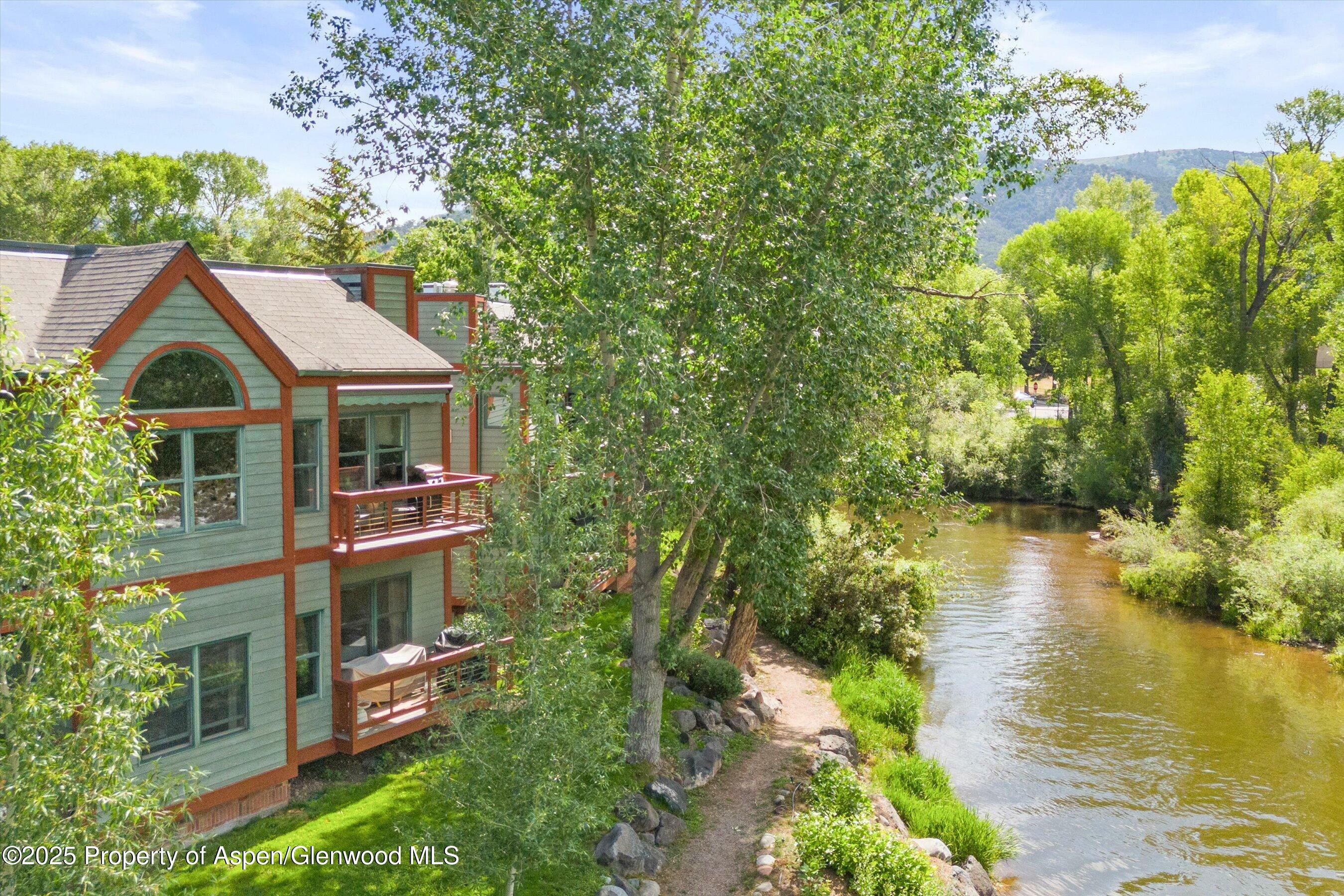 Property Photo: 655 Gold Rivers Court 25F CO 81621