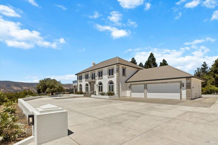 Property Photo: 4119 Campini Estates Drive CA 95688