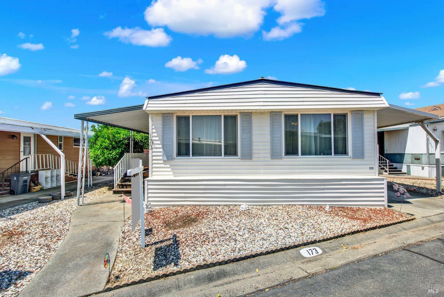 Property Photo: 173 Lemon Tree Circle CA 95687