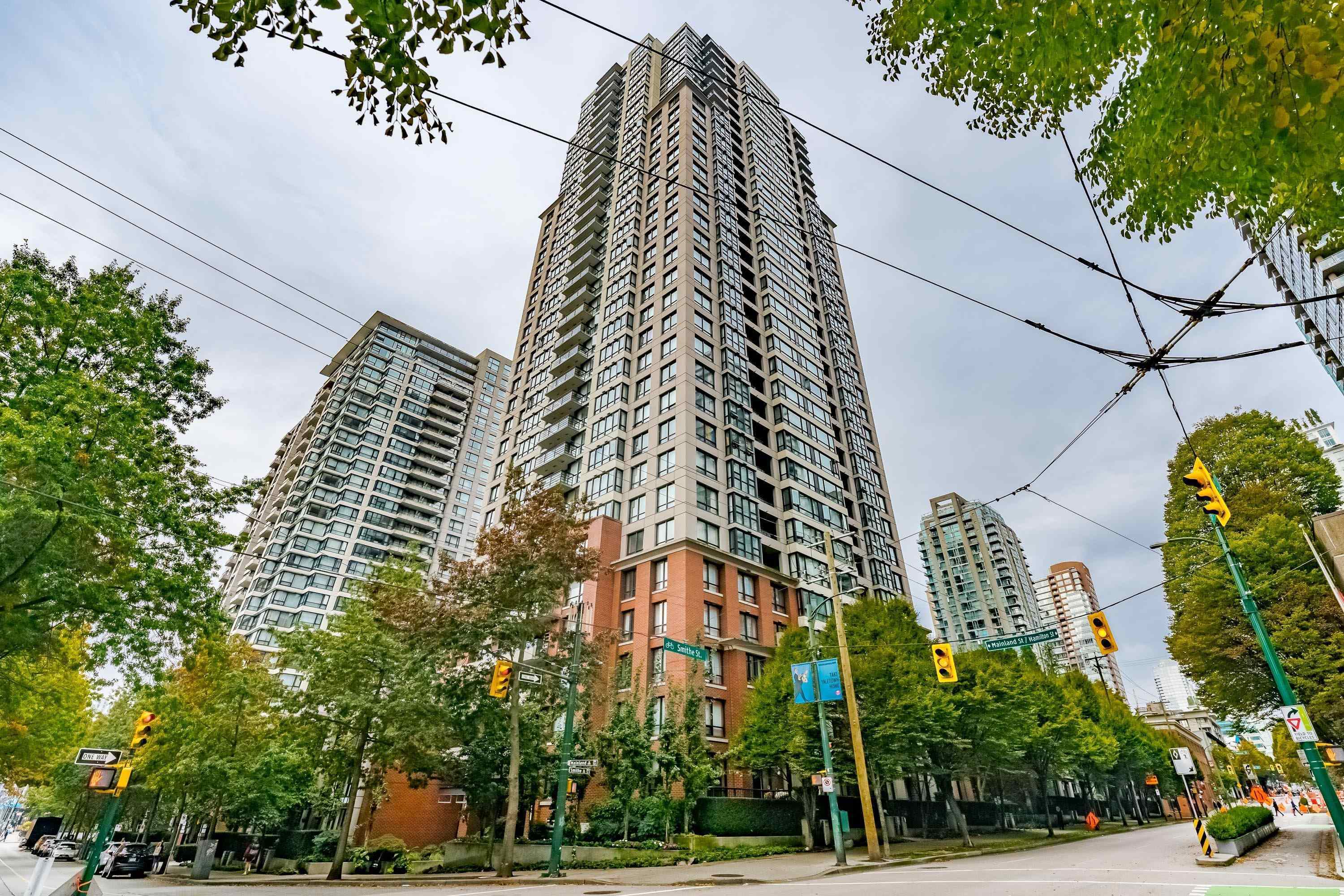 Property Photo: 909 Mainland Street 2003 BC V6B 1S3