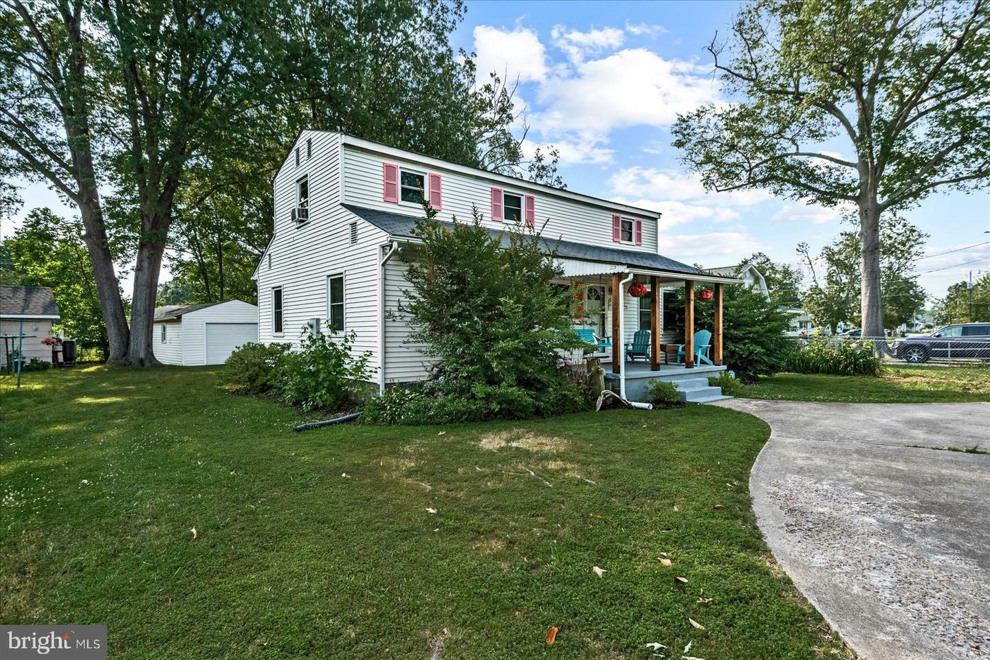 Property Photo: 412 Marshall Avenue VA 22443