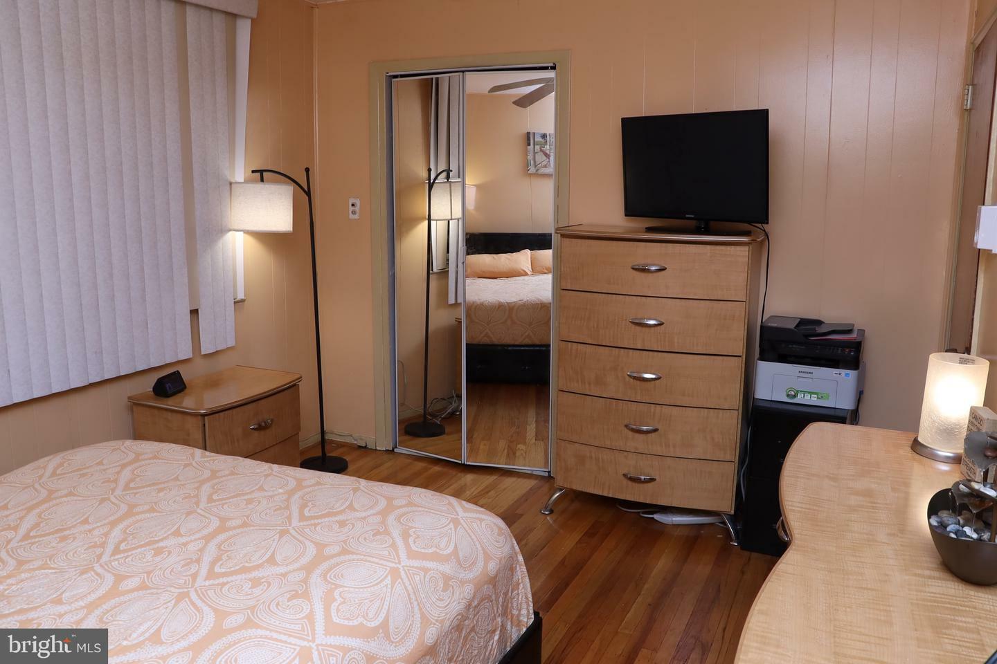 Property Photo: 2528 S Claymont Street PA 19153