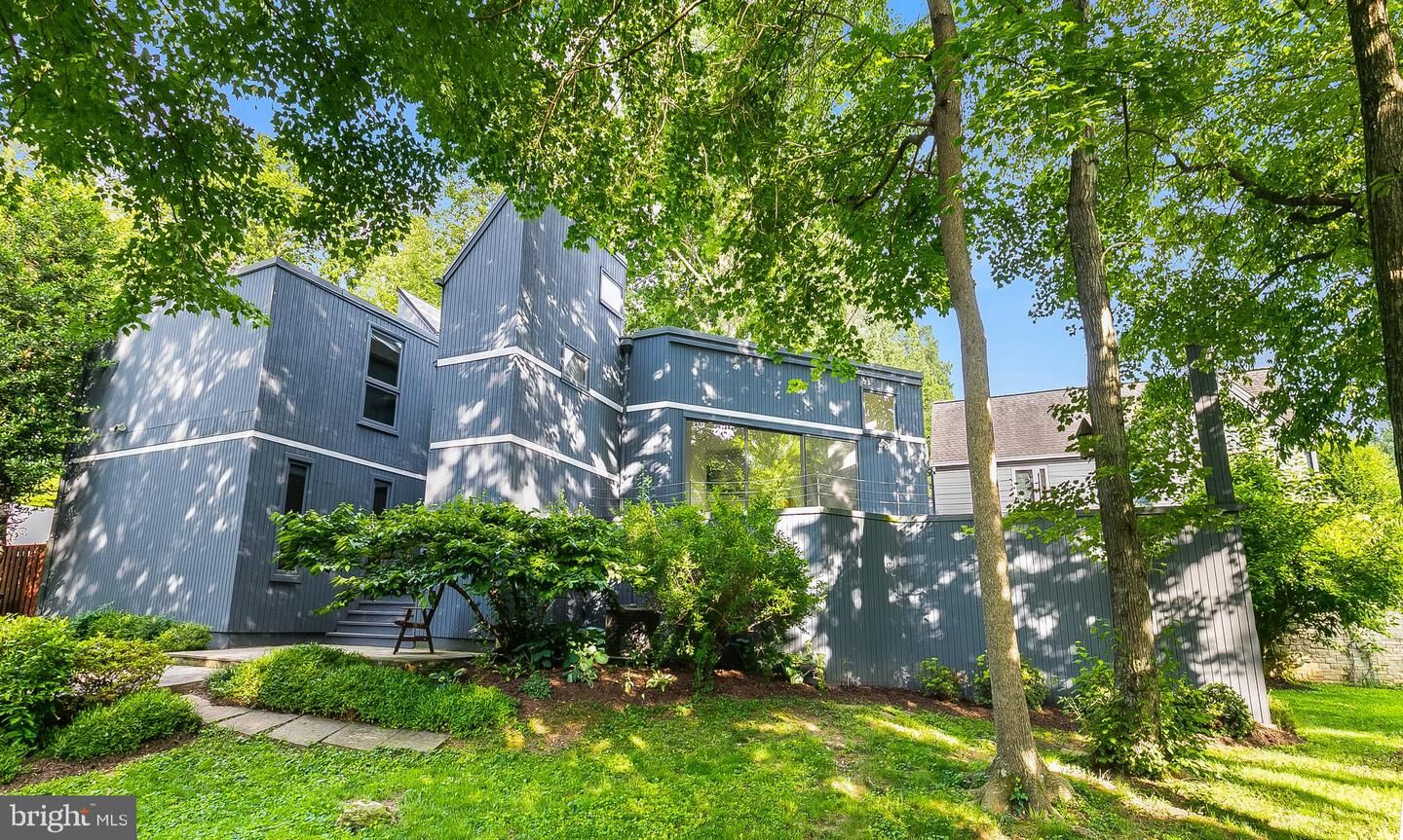 Property Photo:  6885 Melrose Drive  VA 22101 