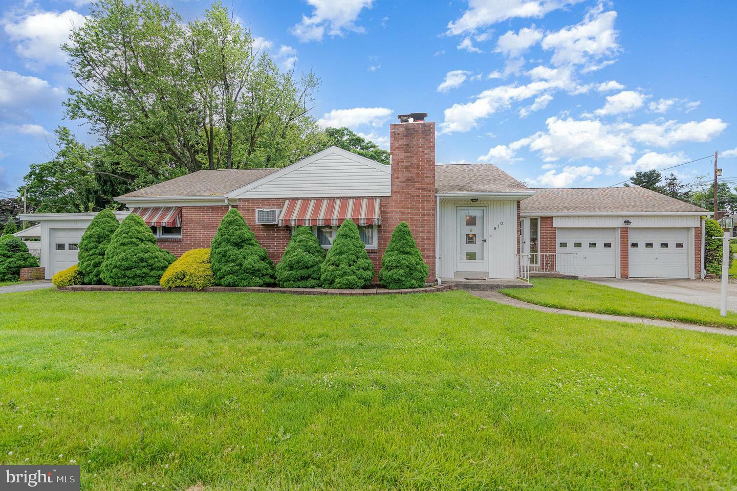 910 S 30th Street  Camp Hill PA 17011 photo