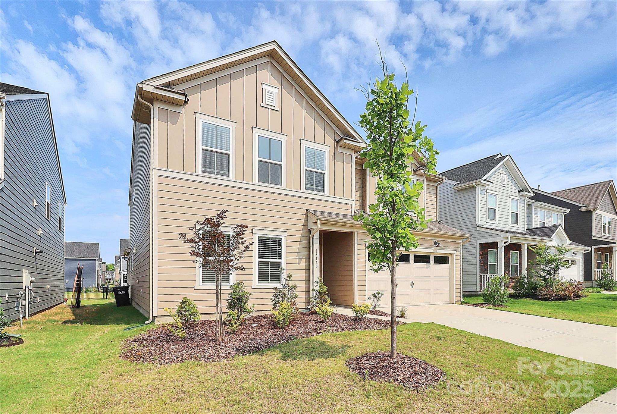 Property Photo: 13140 Sudwick Lane NC 28278