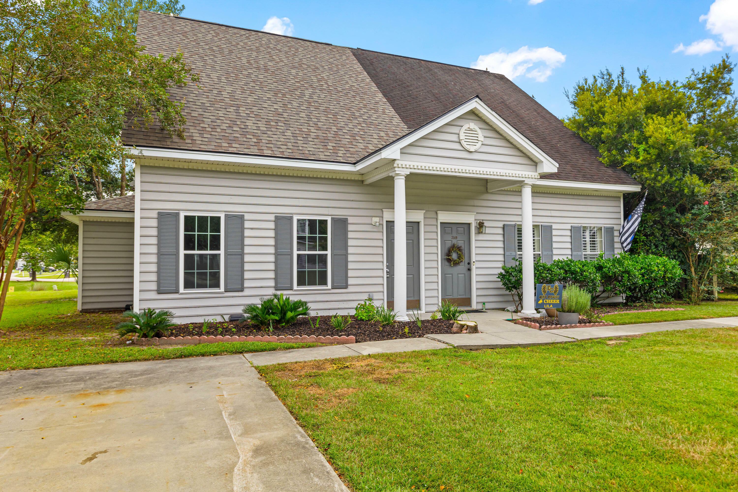 Property Photo: 3145 Queensgate Way SC 29466