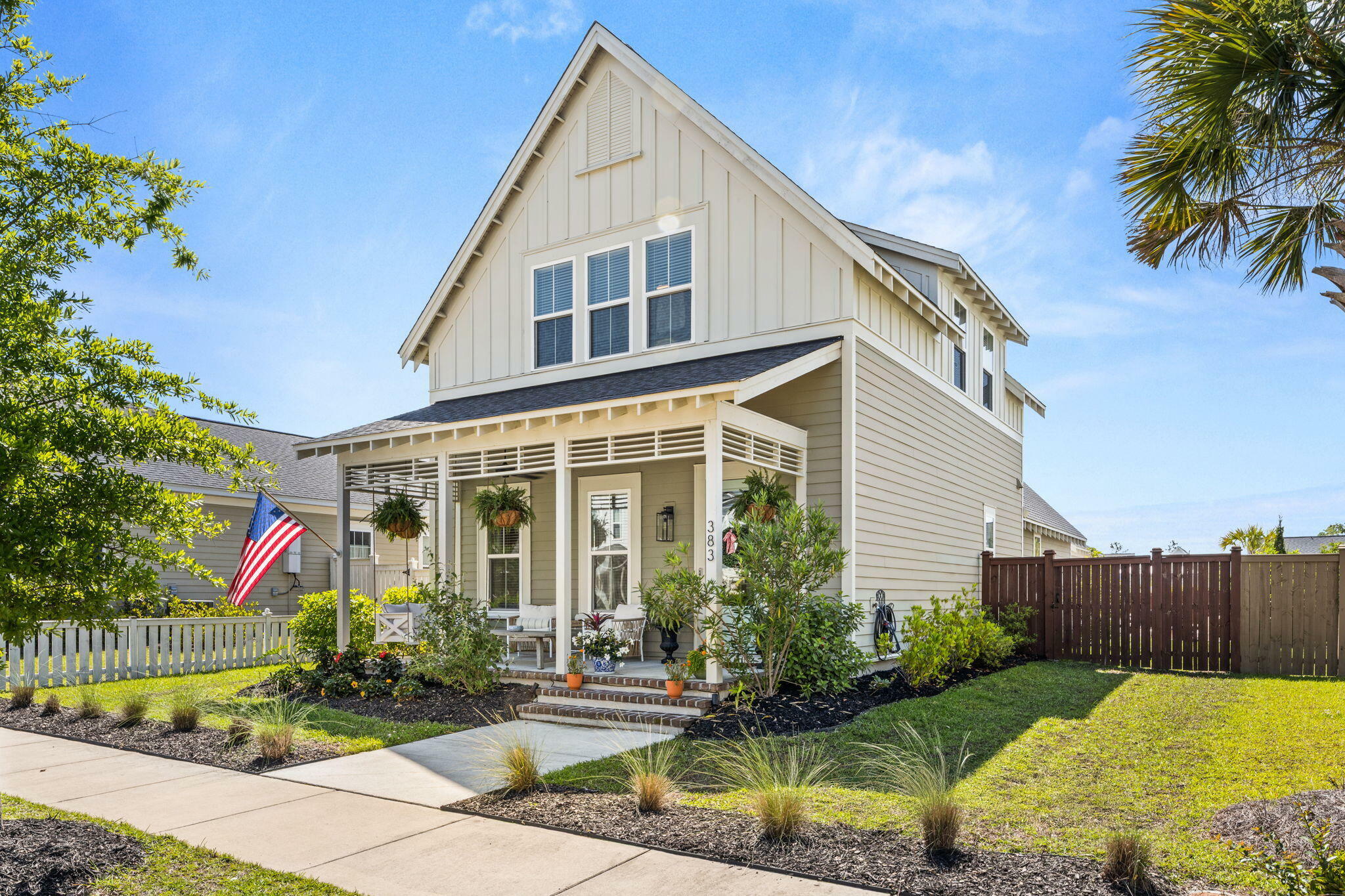 Property Photo:  383 Oak Park Street  SC 29486 