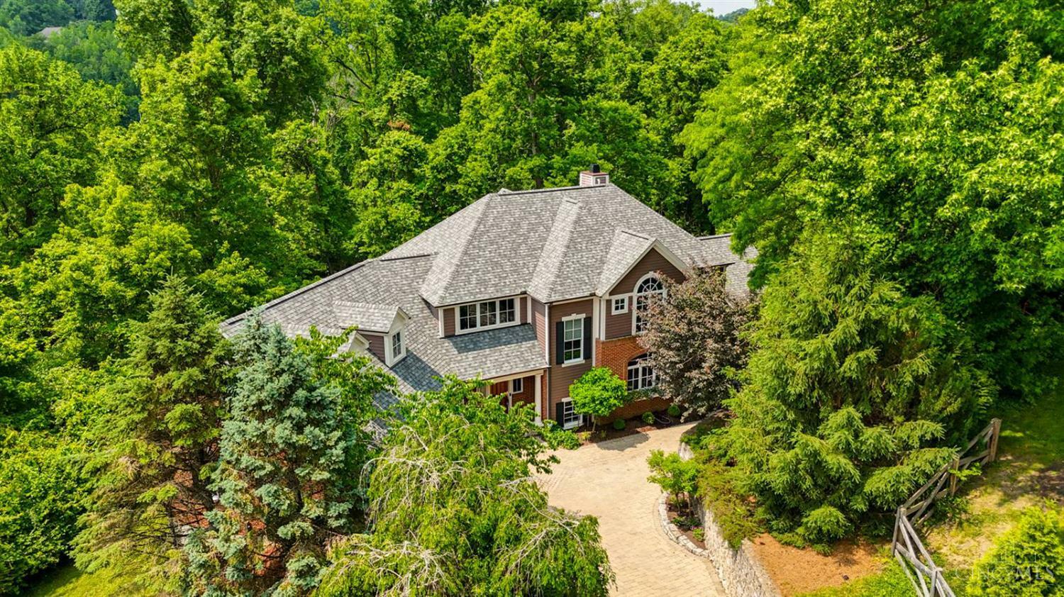 Property Photo: 680 Spring Hill Lane OH 45226